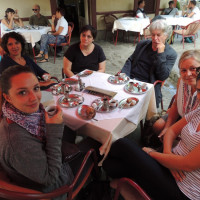 Pausa a Travnik, Caffè di Lutvo