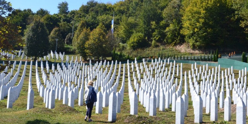 A trentun anni da Srebrenica